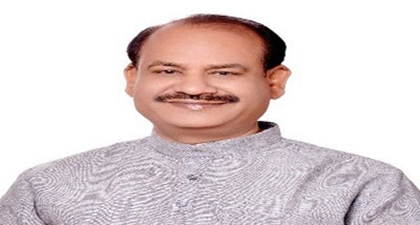  भगवान महावीर ने मानवता को अहिंसा के साथ जीने का मार्ग दिखाया: ओम बिरला