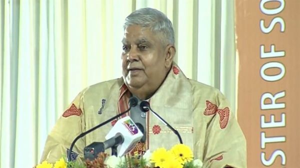 सबकुछ ठीक तो लोकतंत्र की निंदा क्यों : जगदीप धनखड़