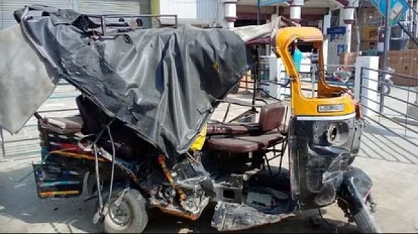 तिलक से लौट रहे थे, डम्पर ने मारी टक्कर : 5 की मौत, 10 घायल...