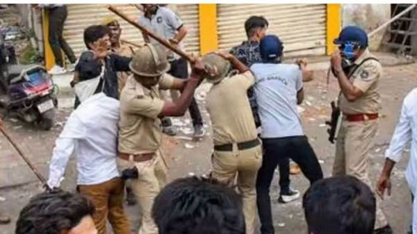  अकोला के बाद अहमदनगर में भड़की हिंसा...