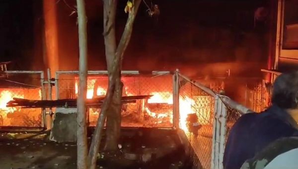  इमारत में लगी भीषण आग, 7 की मौत, 51 लोग झुलसे