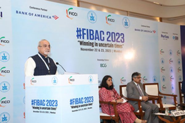  धोखाधड़ी के मामले बढ़ने पर बैंकों को साइबर सुरक्षा मजबूत करनी चाहिए : आरबीआई