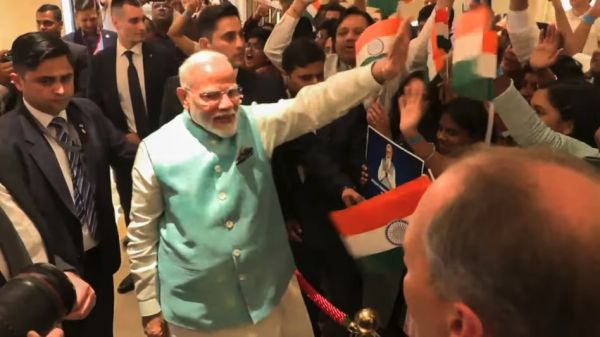 मेरे तो डीएनए में ही चुनौतियों को चुनौती देना है : नरेंद्र मोदी