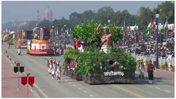 कर्तव्य पथ पर गूंजा छत्तीसगढ़ के जनजातीय शौर्य का इतिहास