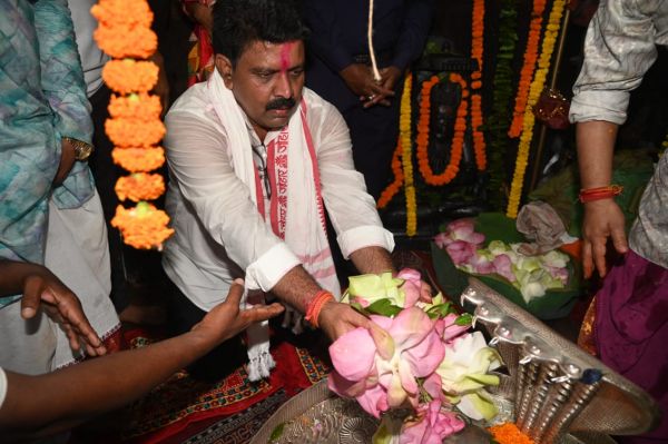 18 किमी लंबी भोरमदेव पदयात्रा का उप मुख्यमंत्री श्री विजय शर्मा ने बूढ़ा महादेव मंदिर से किया शुभारंभ