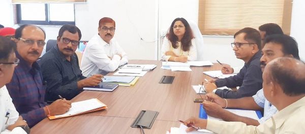 क्रीड़ा परिसरों में व्यवस्था सुधारें अधिकारी : शम्मी आबिदी