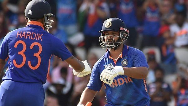 IND vs WI: वनडे फतेह के बाद 5 मैचों की टी20 सीरीज शुरू, कब और कहां देखें मैच
