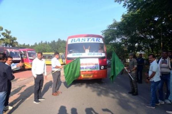 संभाग स्तरीय बस्तर ओलंपिक में शामिल होने खिलाड़ी हुए रवाना
