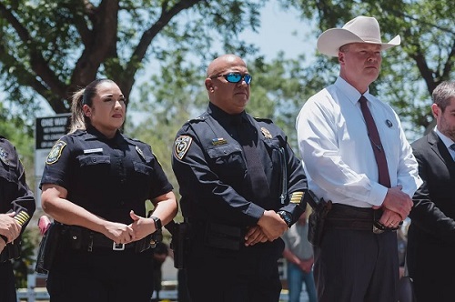 19 छात्रों और 2 शिक्षकों की मौत के 3 महीने बाद हुई कार्रवाई, पुलिस प्रमुख बर्खास्त...