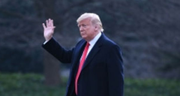 अदालत में पेशी से पहले फ्लोरिडा पहुंचे डोनाल्ड ट्रंप