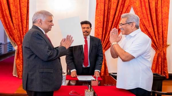 गोटाबाया के श्रीलंका लौटने से बढ़ सकते हैं तनाव, राष्ट्रपति रानिल विक्रमसिंघे बोले, लौटने का यह सही समय नहीं