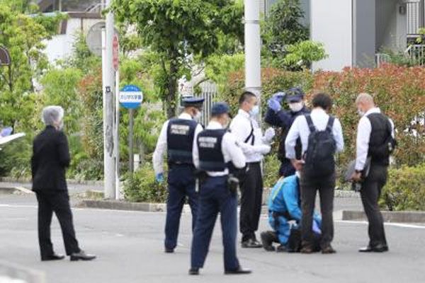  गोली मारने के आरोप में जापानी राजनेता का बेटा गिरफ्तार