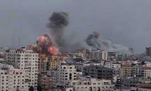 गाजा में इजरायली हमलों में 8,700 से अधिक फिलिस्तीनियों की मौत